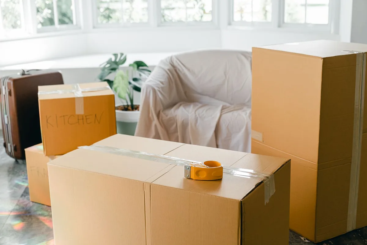 Hoarding Cleanup in Valinda, CA